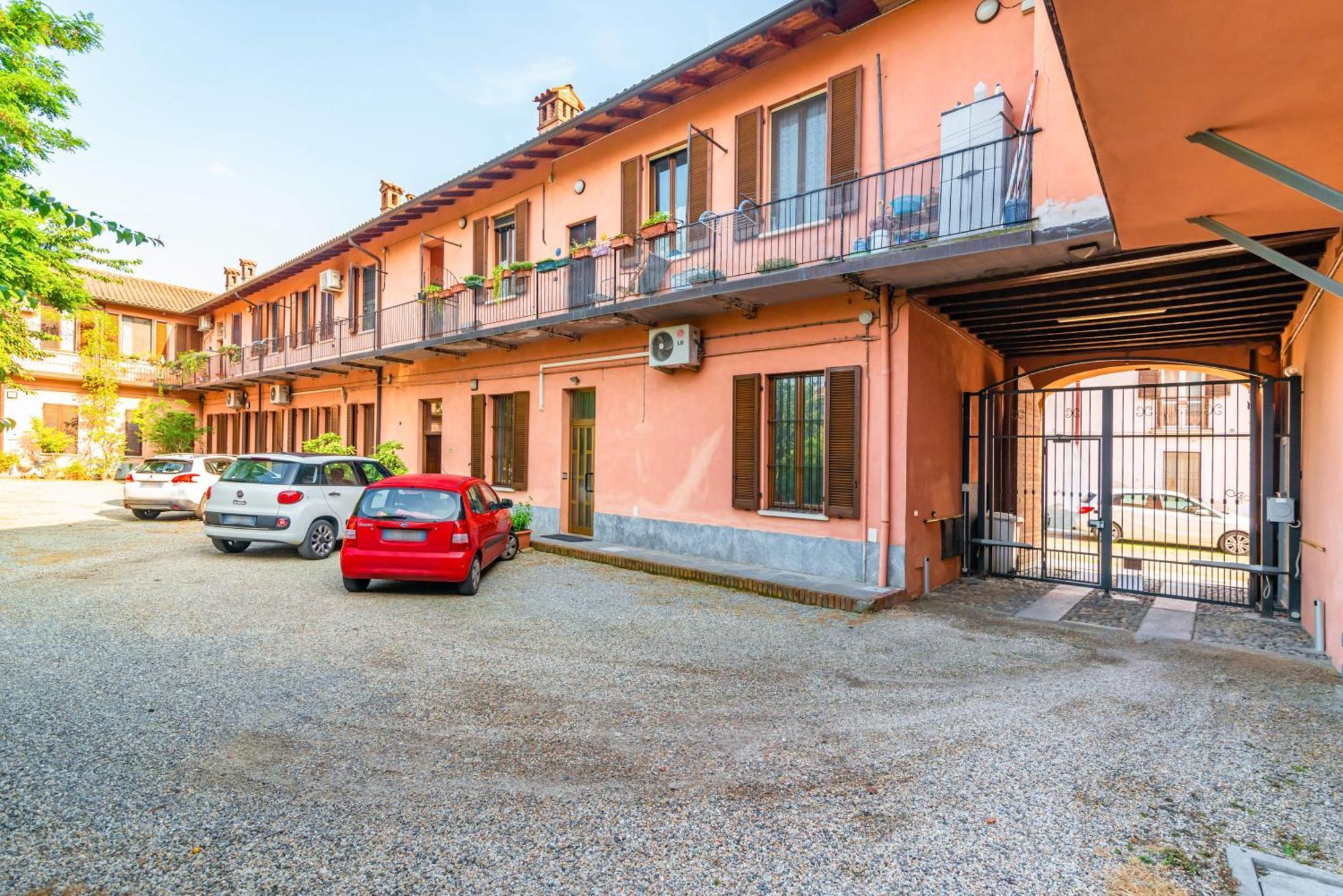 La Corte 48 - Pavia City - By Host4U エクステリア 写真
