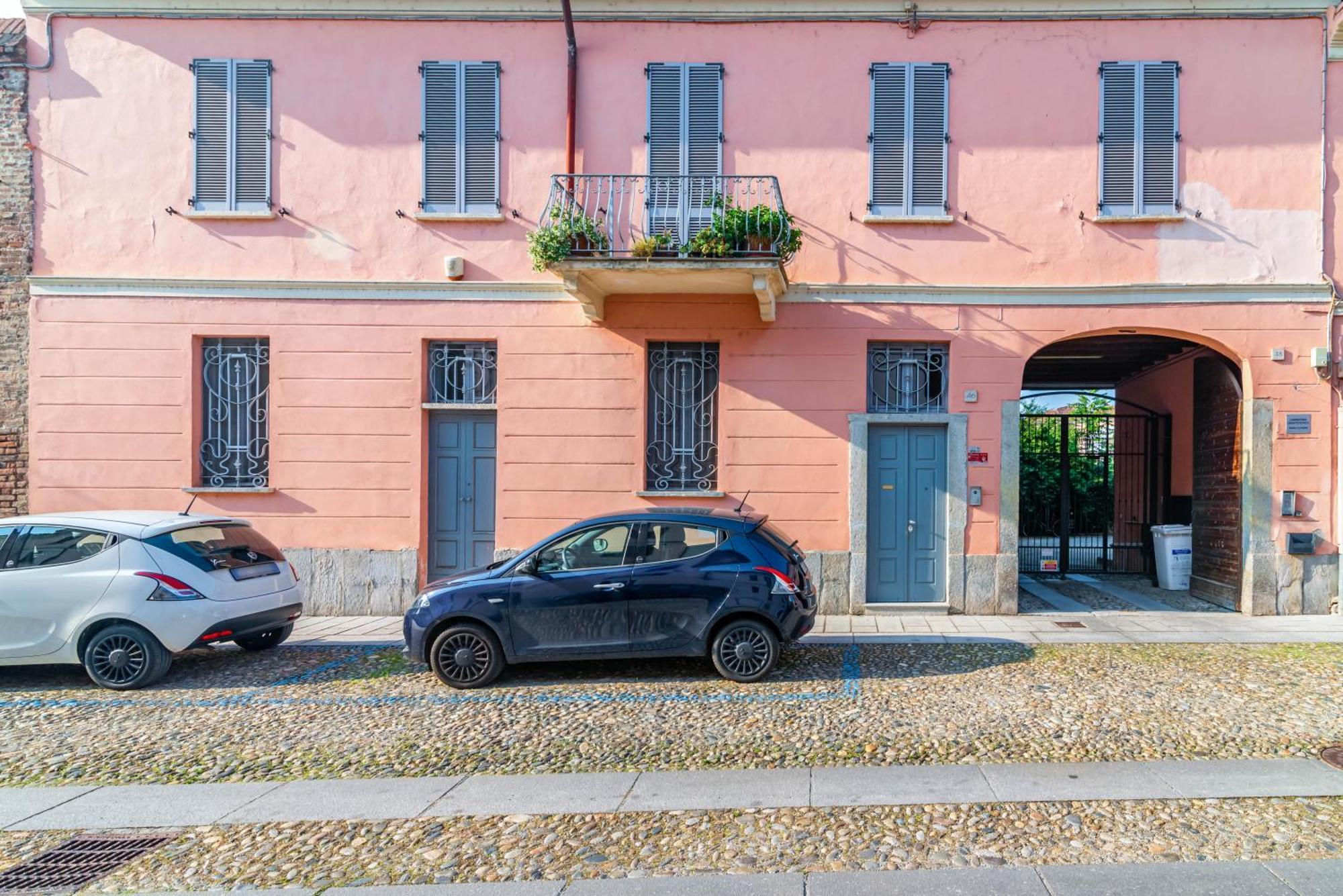 La Corte 48 - Pavia City - By Host4U エクステリア 写真